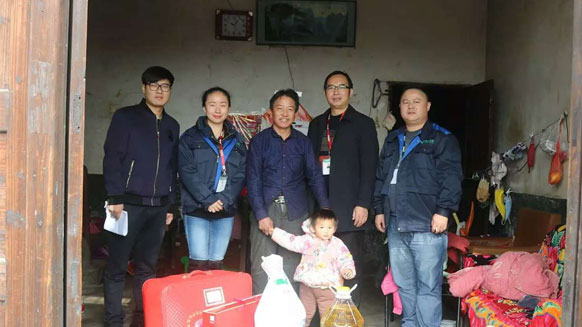 愛(ài)心凝聚力量，希望成就未來(lái)。湘江電纜參與“精準(zhǔn)扶貧”