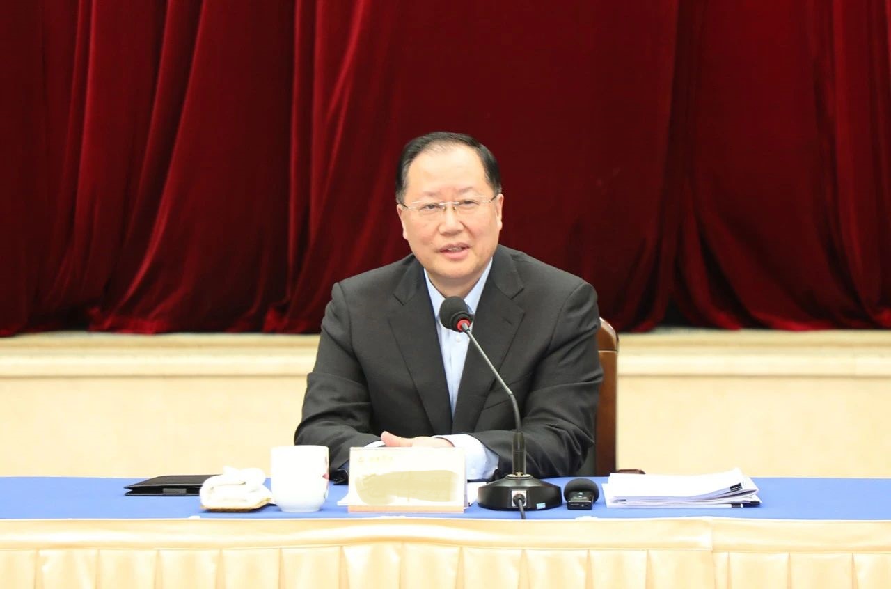 毛偉明省長出席全省民營企業(yè)家座談會(huì)，湘江電纜董事長侯少斌應(yīng)邀參加