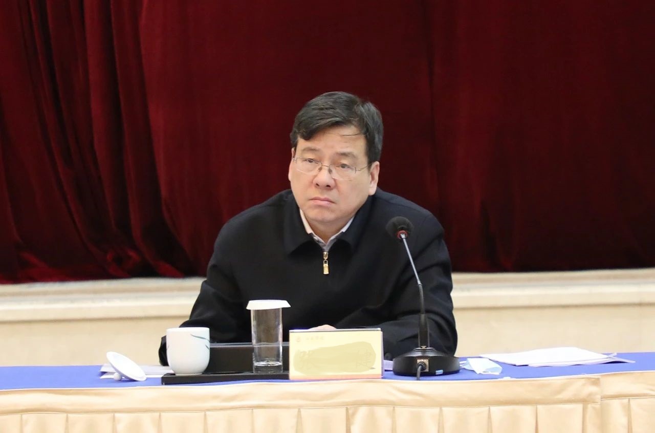 毛偉明省長出席全省民營企業(yè)家座談會(huì)，湘江電纜董事長侯少斌應(yīng)邀參加